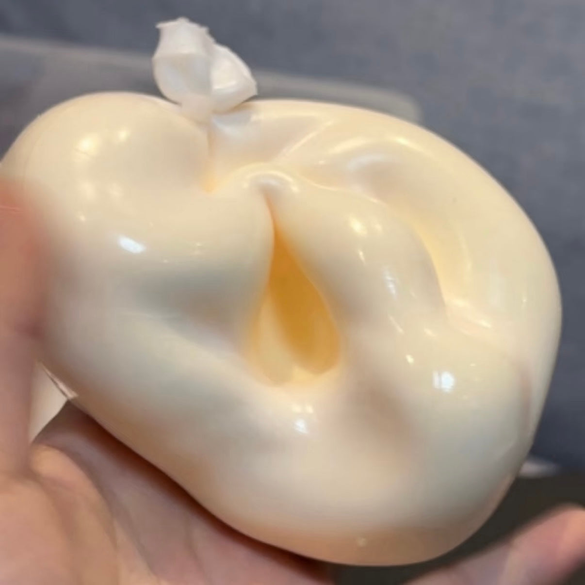 9 Colors Frosted Milk Mochi Stress Ball (Need to use a syringe to suck out the air)