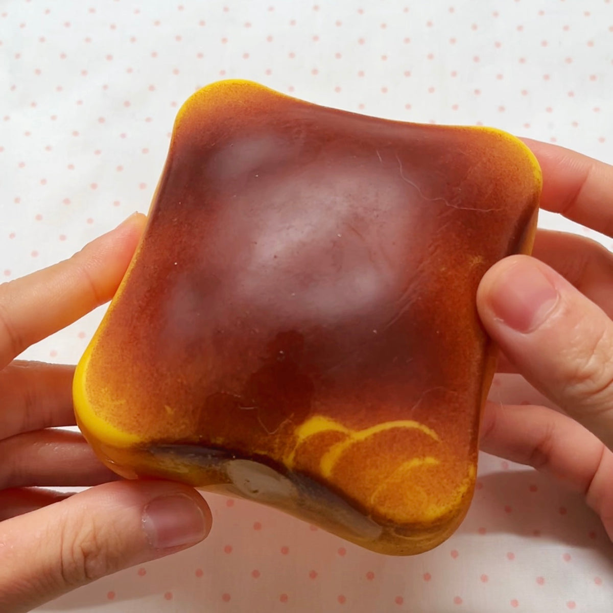 Crunchy Bread (2Colors)