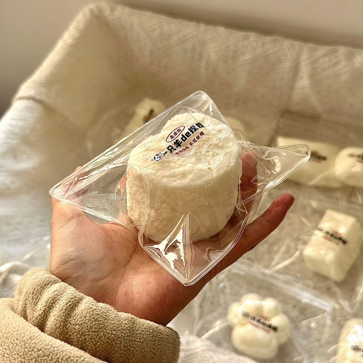 Creamy And Sticky Milk Cake